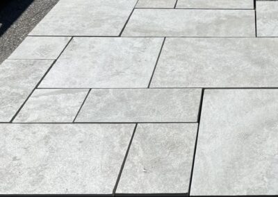 Glacier mountain patterned flagstone installed detail