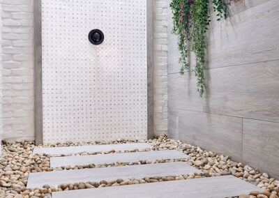 Caldera Grigia paver installed outdoor shower